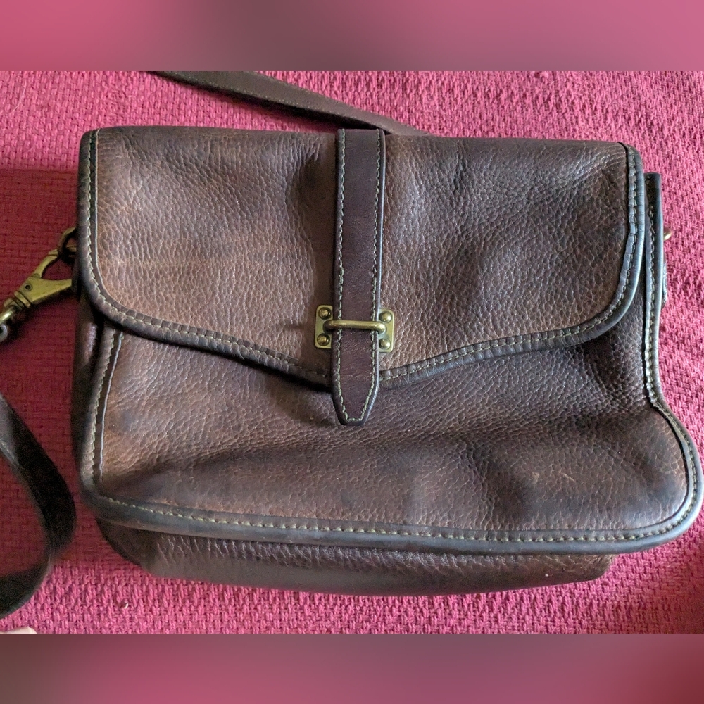 Brown Leather Fossil Crossbody Bag